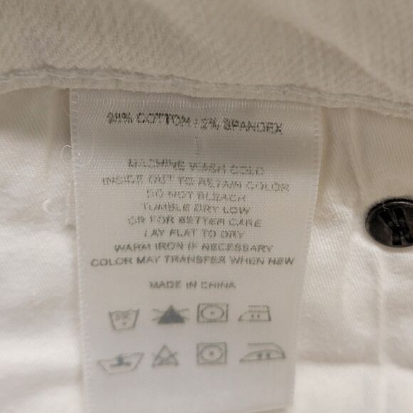 Kut From The Kloth‎ Capri Jeans Shorts Womens 6 White Mid-Rise Denim Stretch - Picture 4 of 13